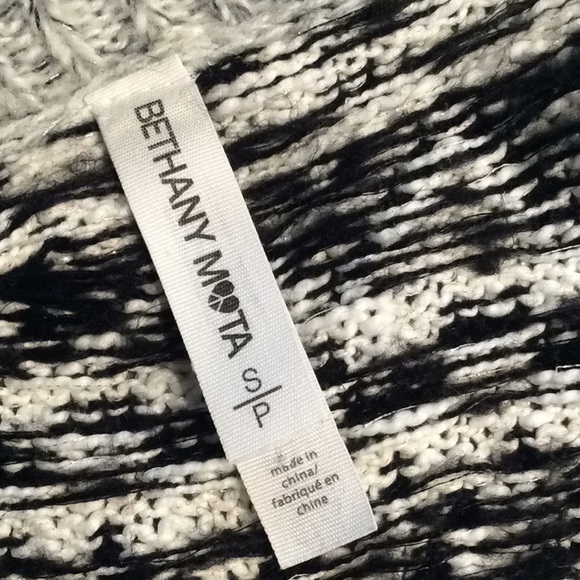 Cardigan - Picture 6 of 6